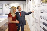 prof. dr. Irena Mlinarič-Raščan, dekanja FFA in prof. dr. Mitjan Kalin, dekan FS