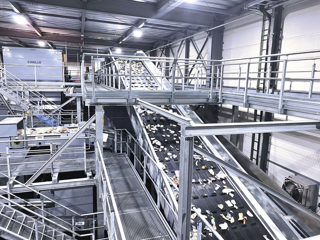 Photo 01_TBM Sorting Plant in Japan_resized