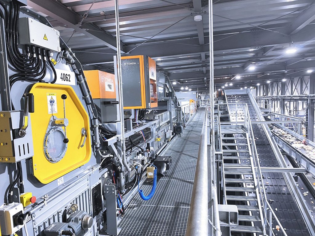 Photo 03_TBM Sorting Plant in Japan_resized