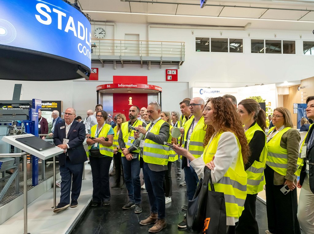 Group of journalists at the STADLER press event_resized