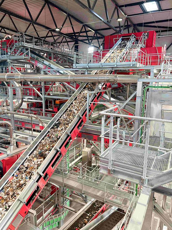 Photo_01_SVOA_MSW_Sorting_Plant_in_Sweden_Designed_and_Built_by_STADLER_resized